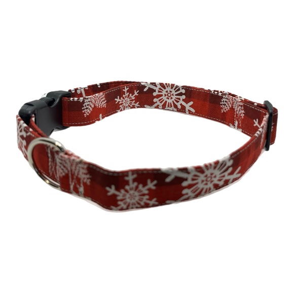 1” Christmas Dog Collar - Red/Snowflakes - Picture 2 of 3